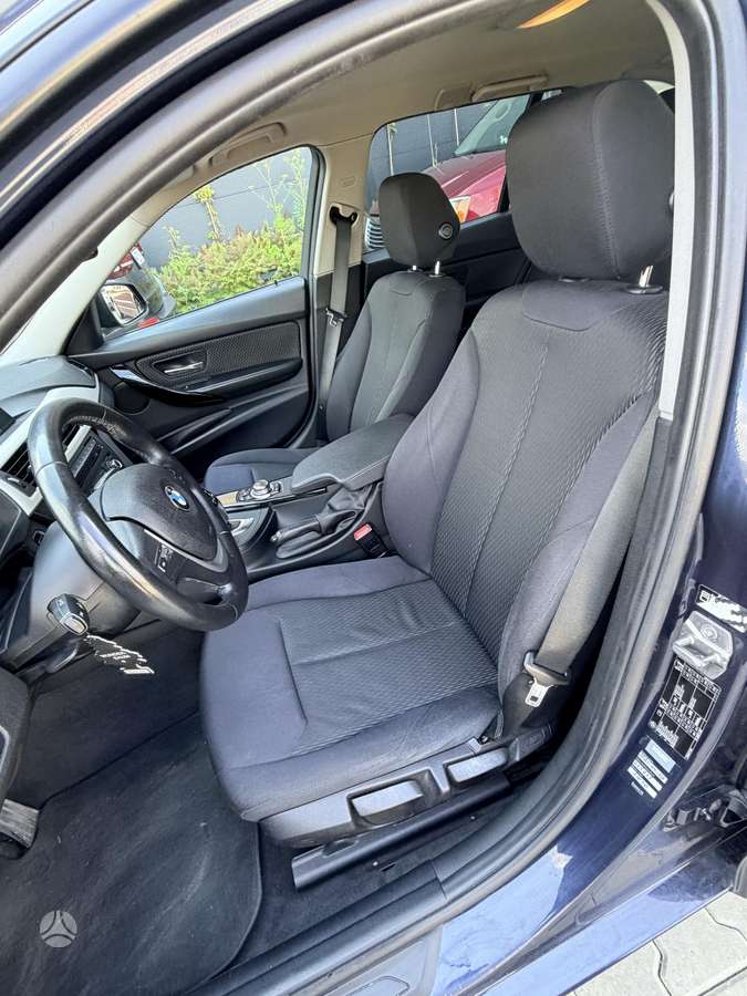 BMW 320 2015 — photo 7