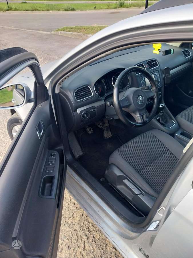 Volkswagen Golf 2010 — photo 13