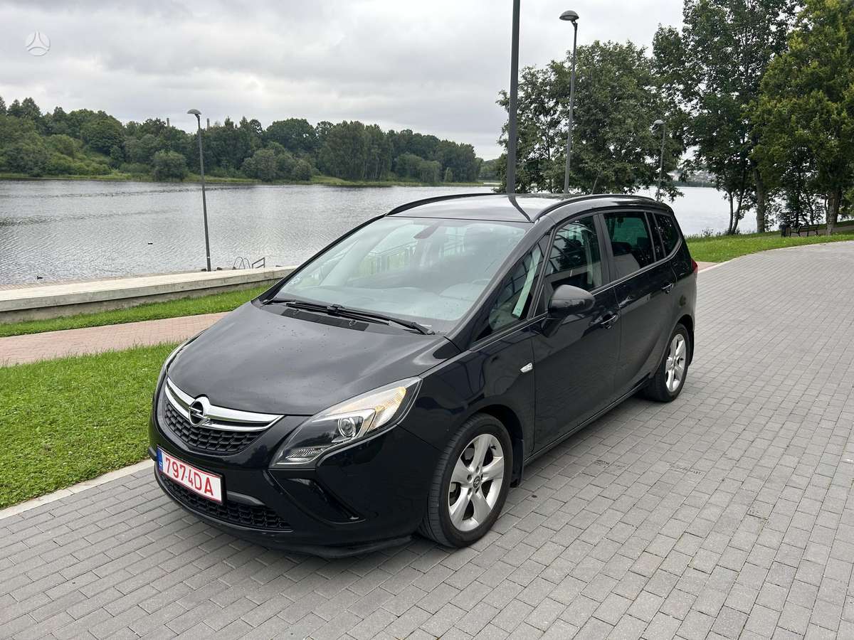Opel Zafira, 2013