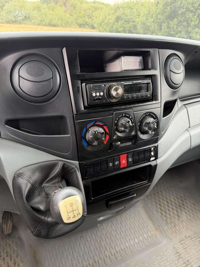Iveco Daily 2008 — photo 11