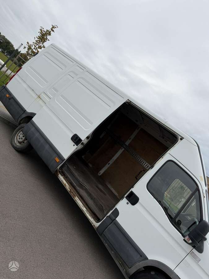 Iveco Daily 2008 — photo 9