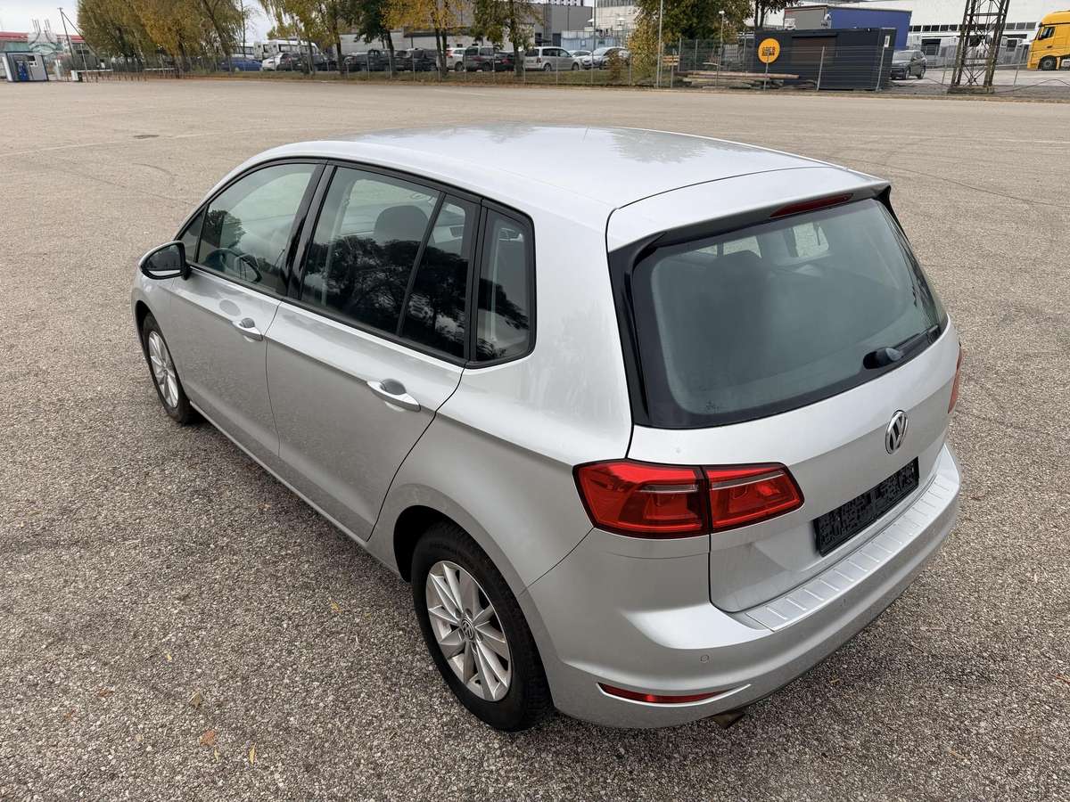 Volkswagen Golf 2015 — photo 12