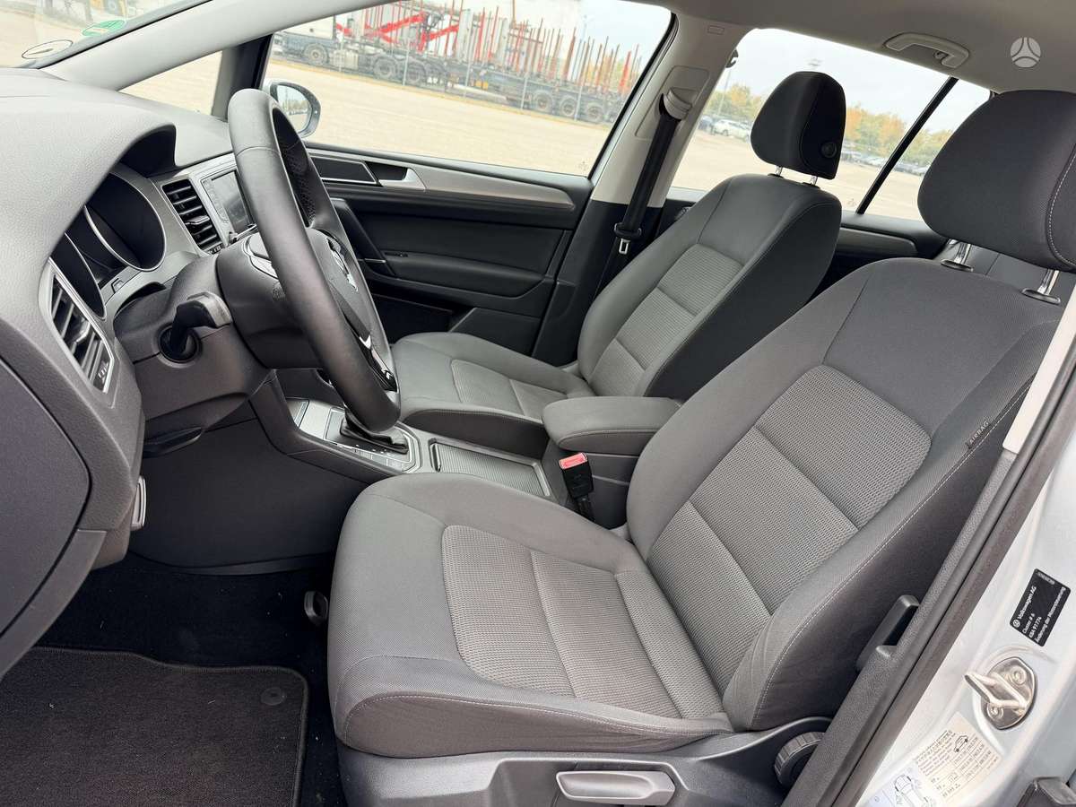 Volkswagen Golf 2015 — photo 15