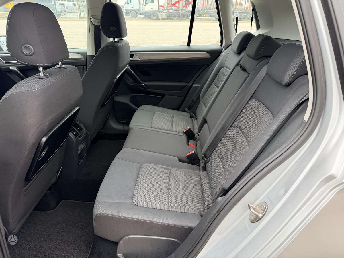 Volkswagen Golf 2015 — photo 19