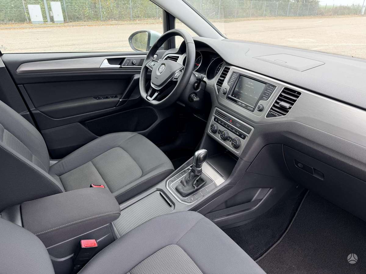 Volkswagen Golf 2015 — photo 27