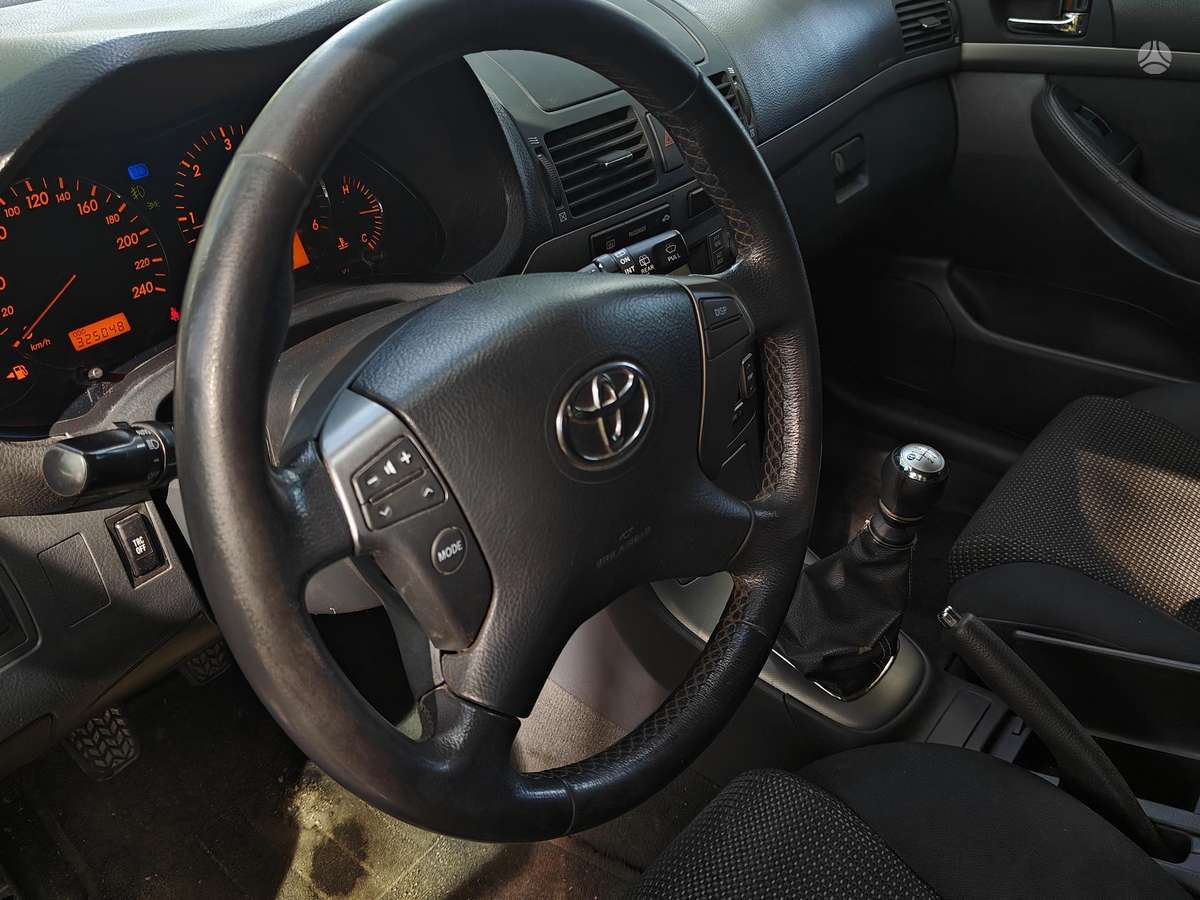 Toyota Avensis 2006 — photo 6
