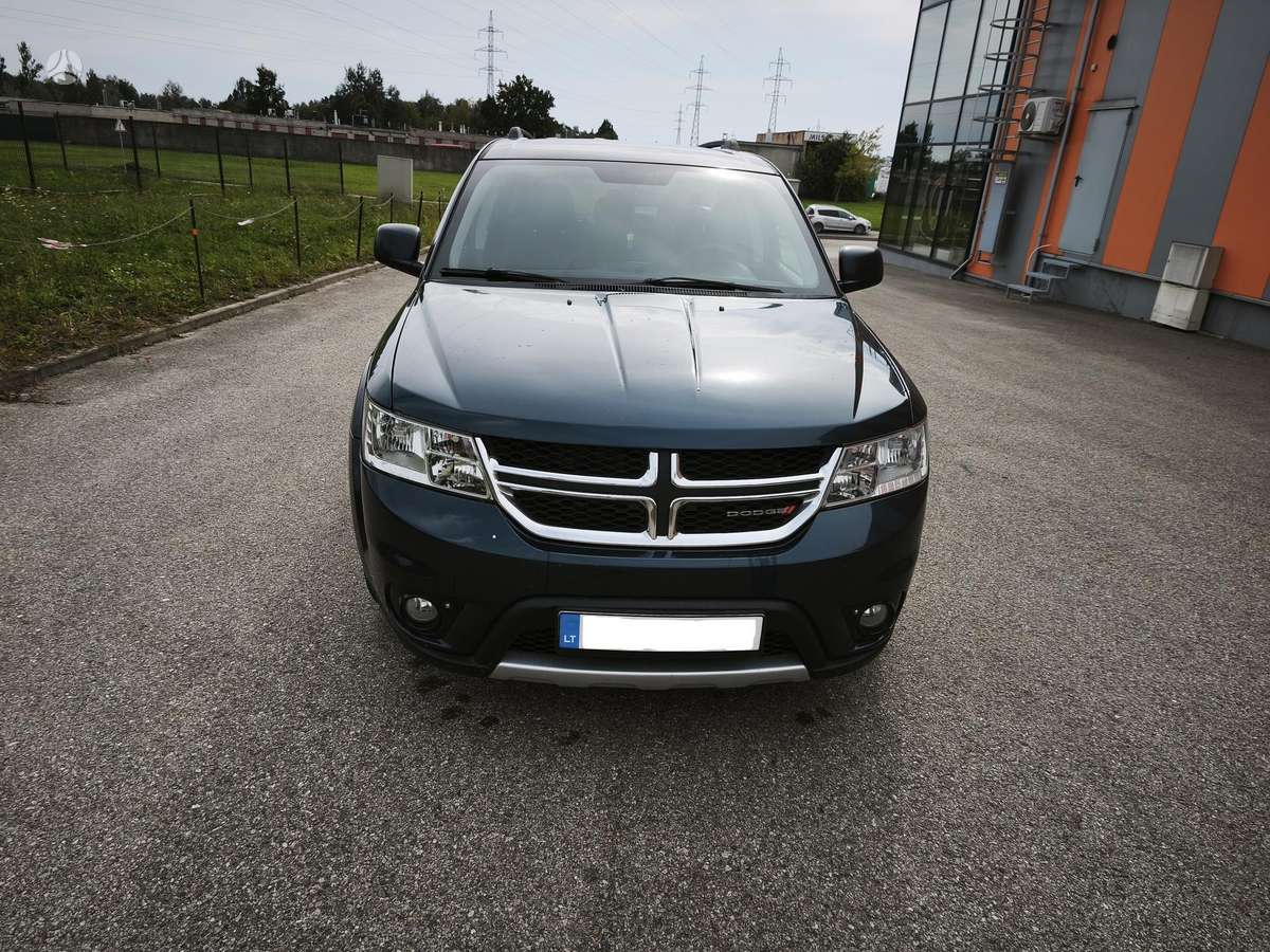 Dodge Journey 2014 — rear view