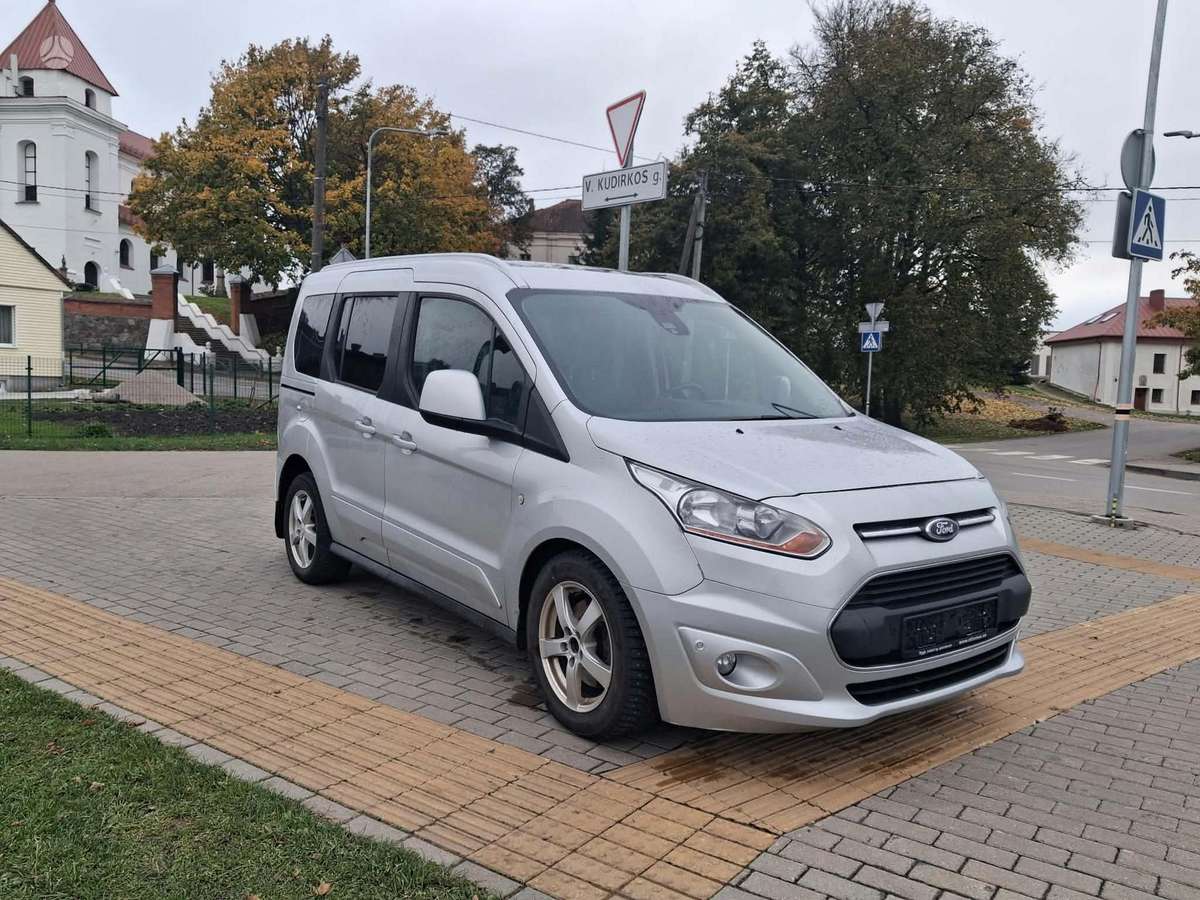 Ford Tourneo 2015 — photo 10