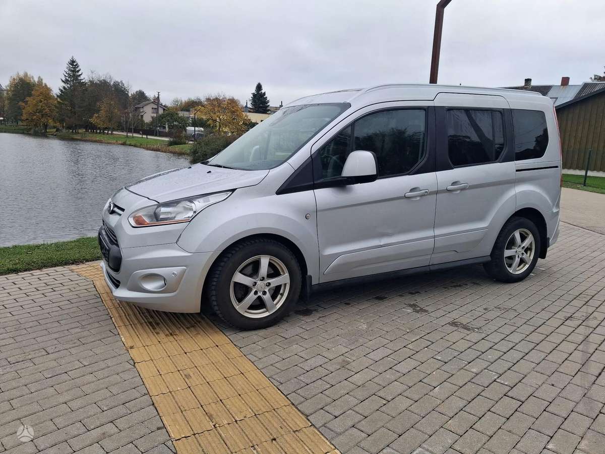 Ford Tourneo 2015 — photo 12