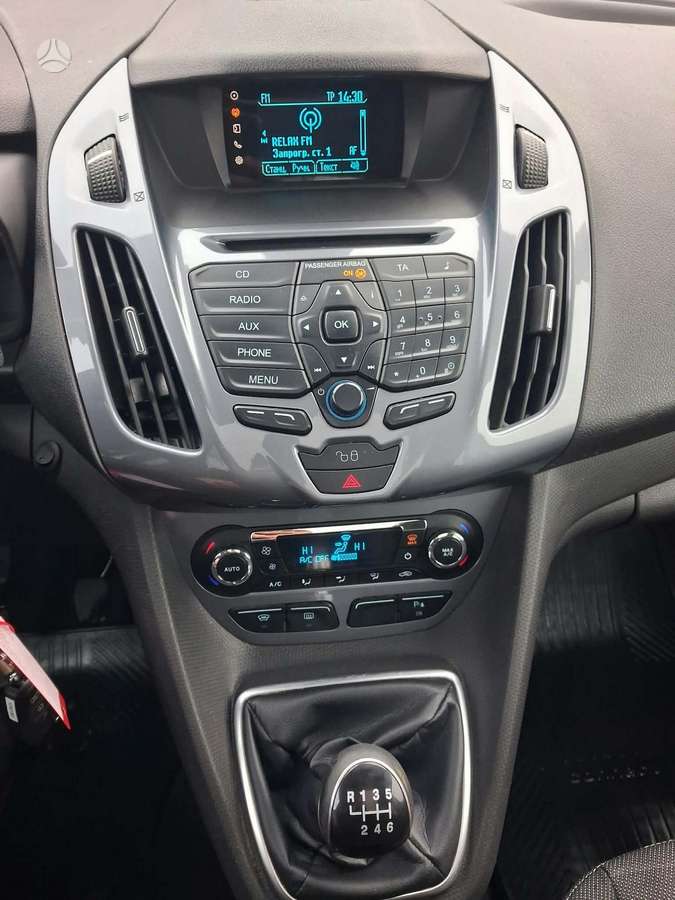 Ford Tourneo 2015 — photo 14