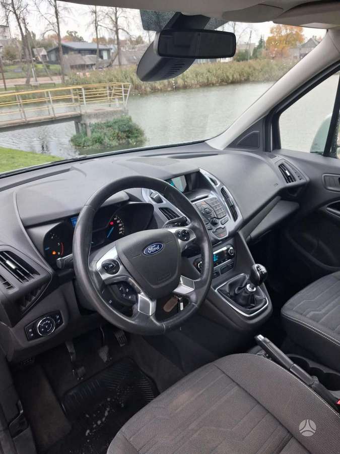 Ford Tourneo 2015 — photo 15