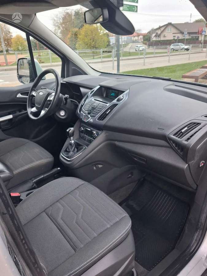 Ford Tourneo 2015 — photo 21