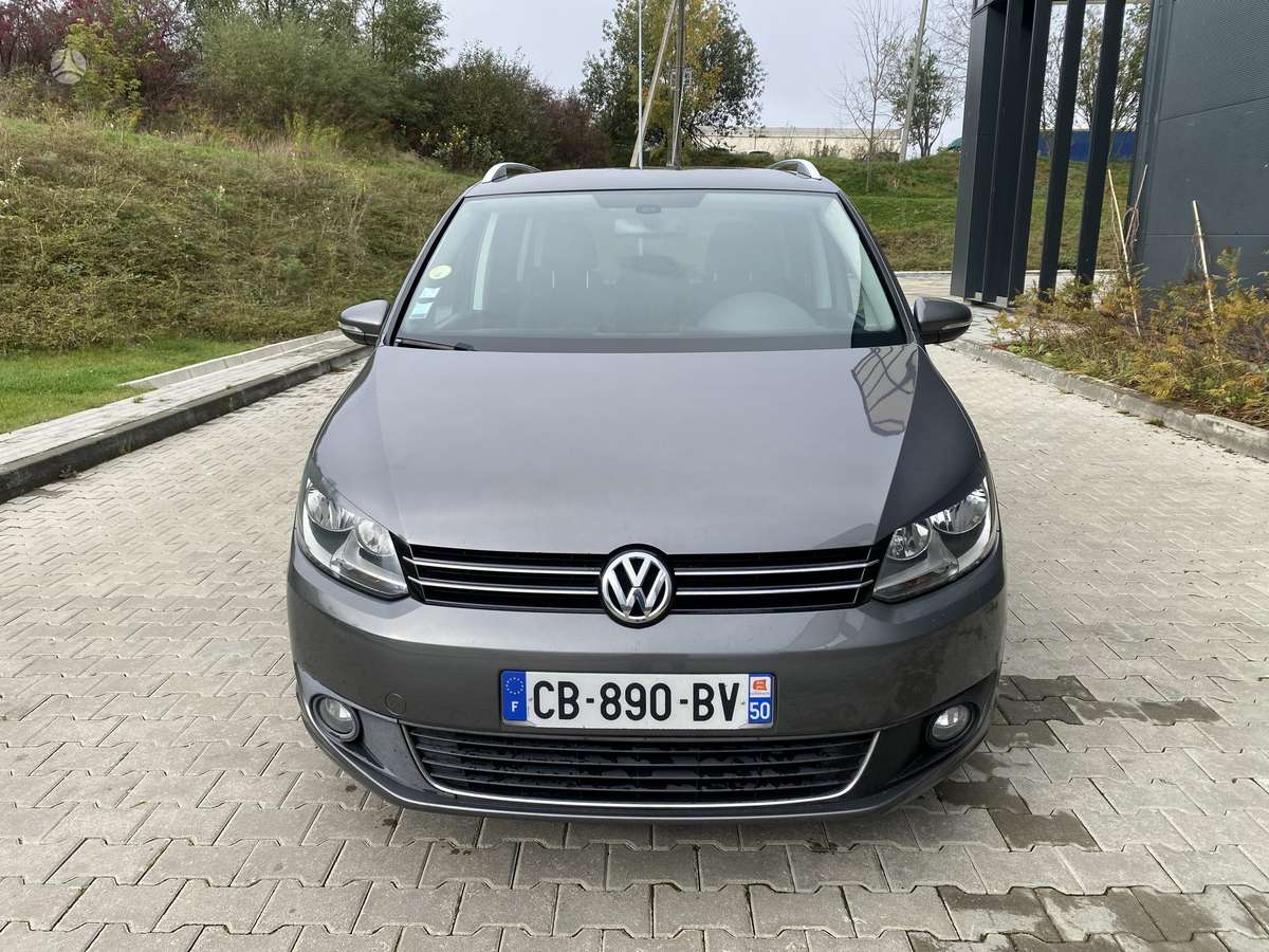Volkswagen Touran 2012 — photo 7