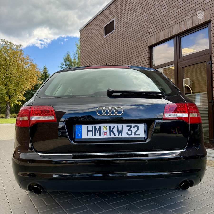 Audi A6 2010 — photo 19