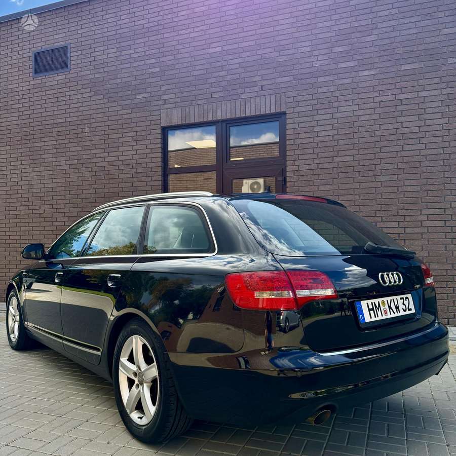Audi A6 2010 — photo 8