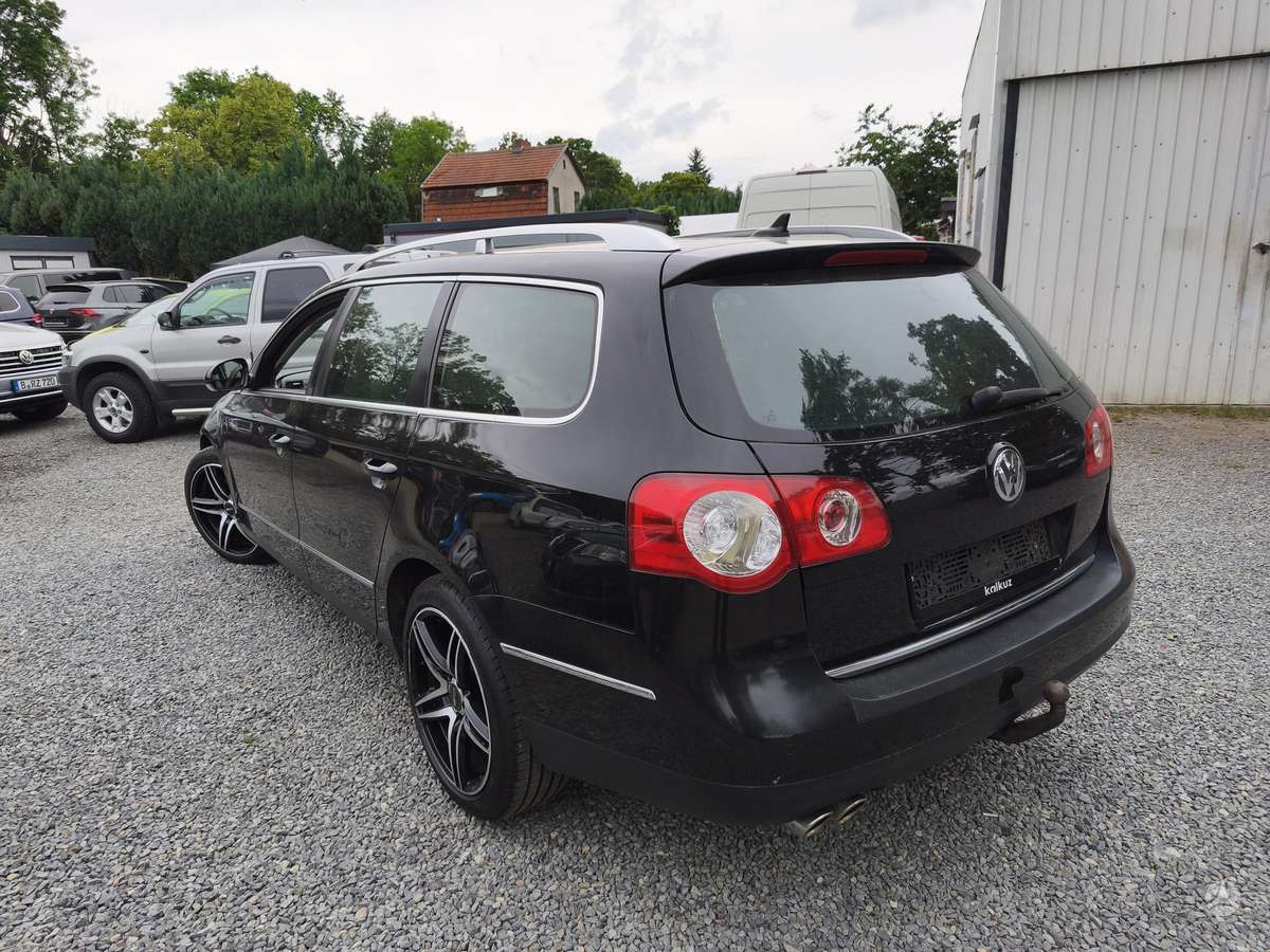 Volkswagen Passat 2009 — салон