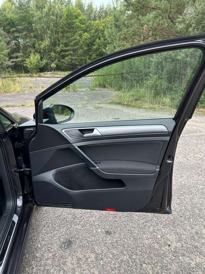 Volkswagen Golf 2015 — photo 16