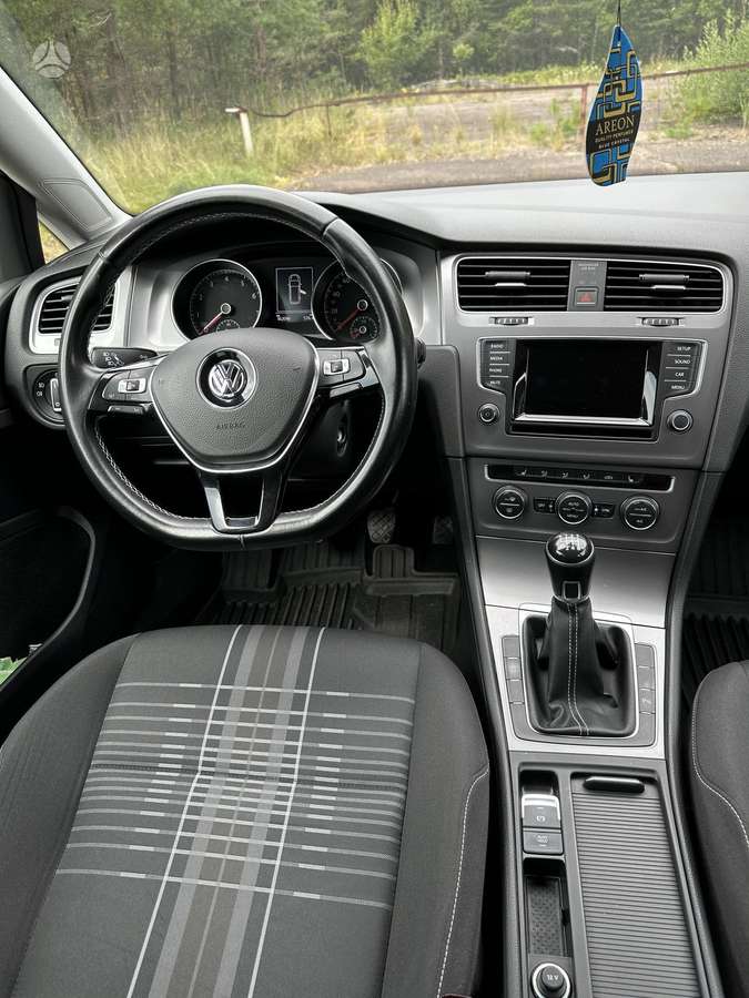 Volkswagen Golf 2015 — photo 19