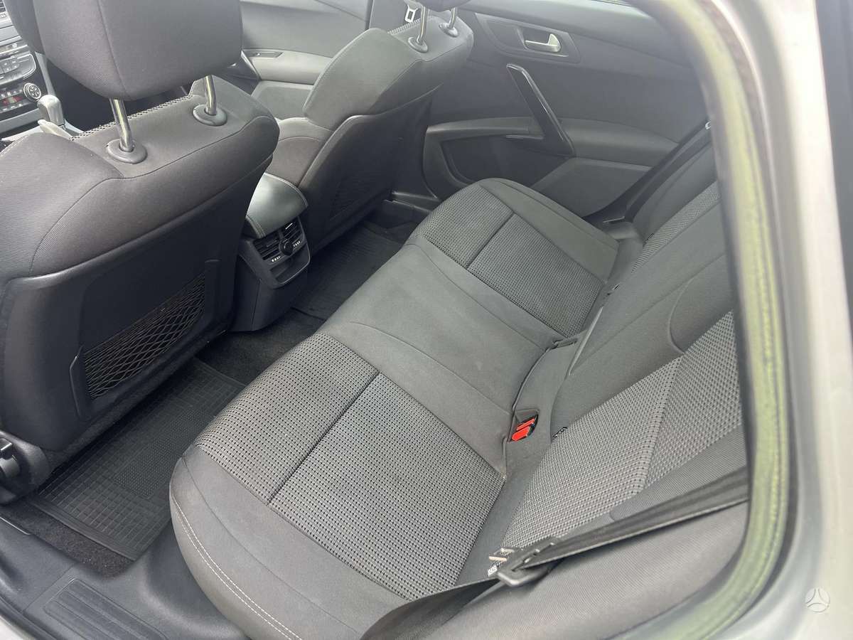 Peugeot 508 2012 — photo 10