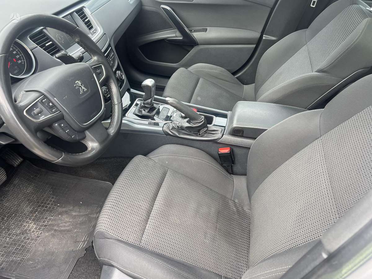 Peugeot 508 2012 — photo 8