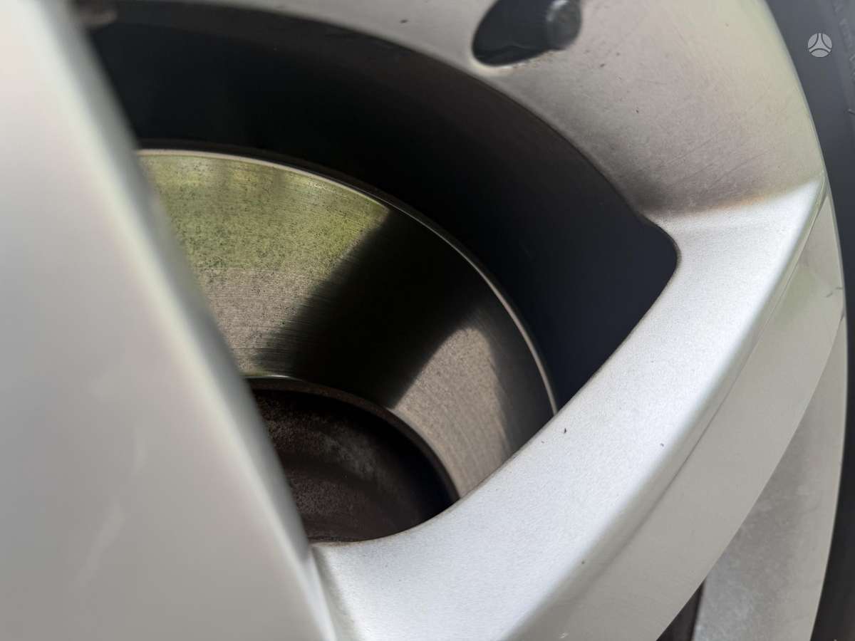 Audi A6 2009 — photo 11