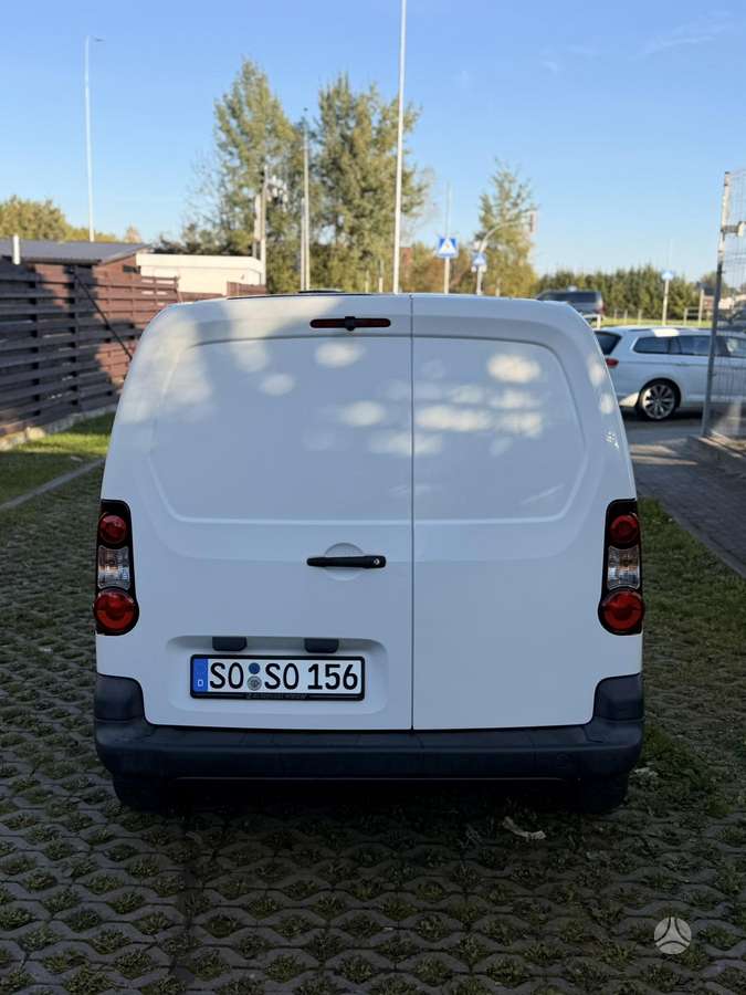 Citroen Berlingo 2015 — салон