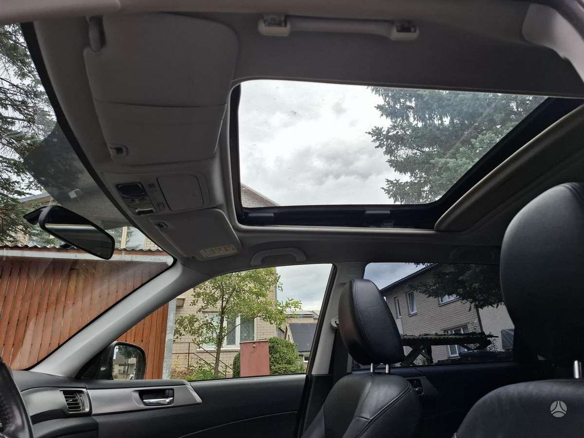 Subaru Forester 2012 — photo 10