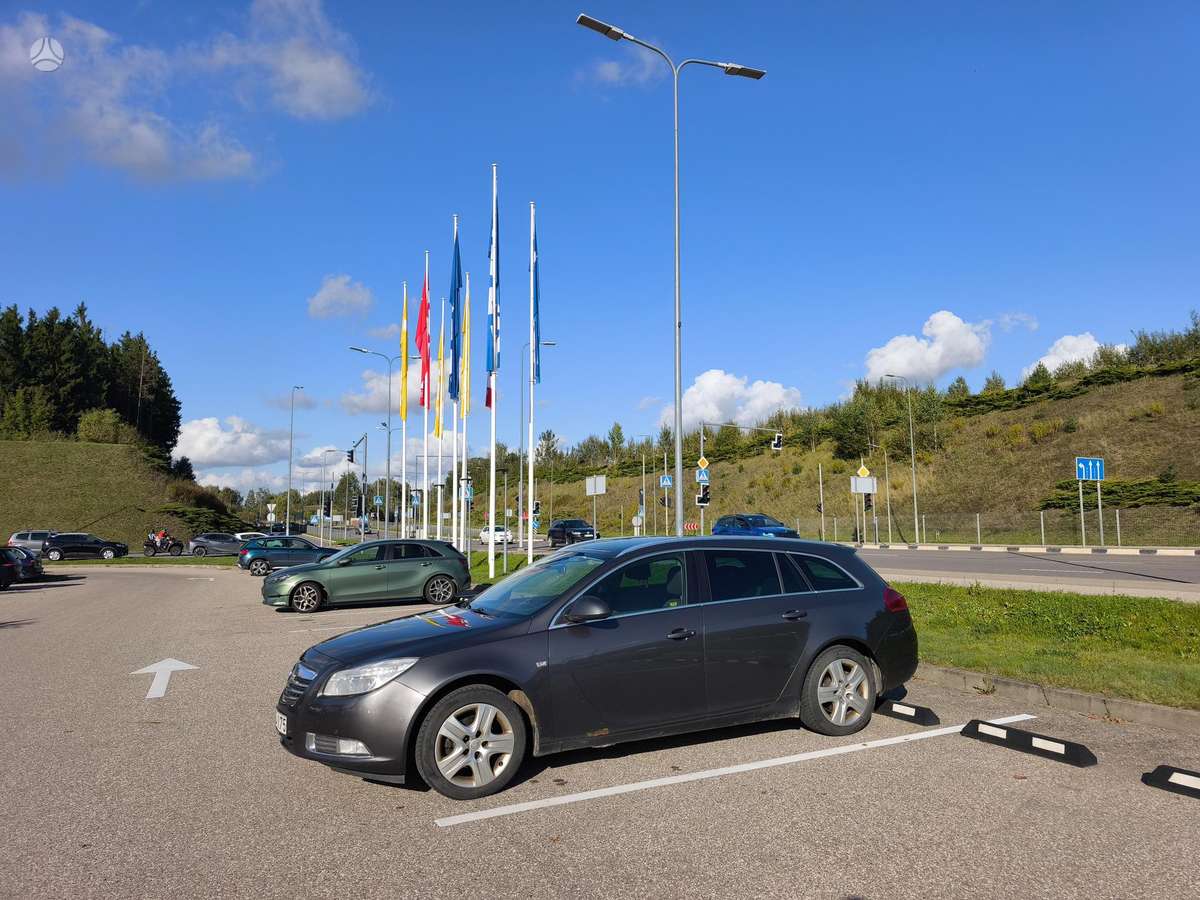 Opel Insignia 2011 — photo 5