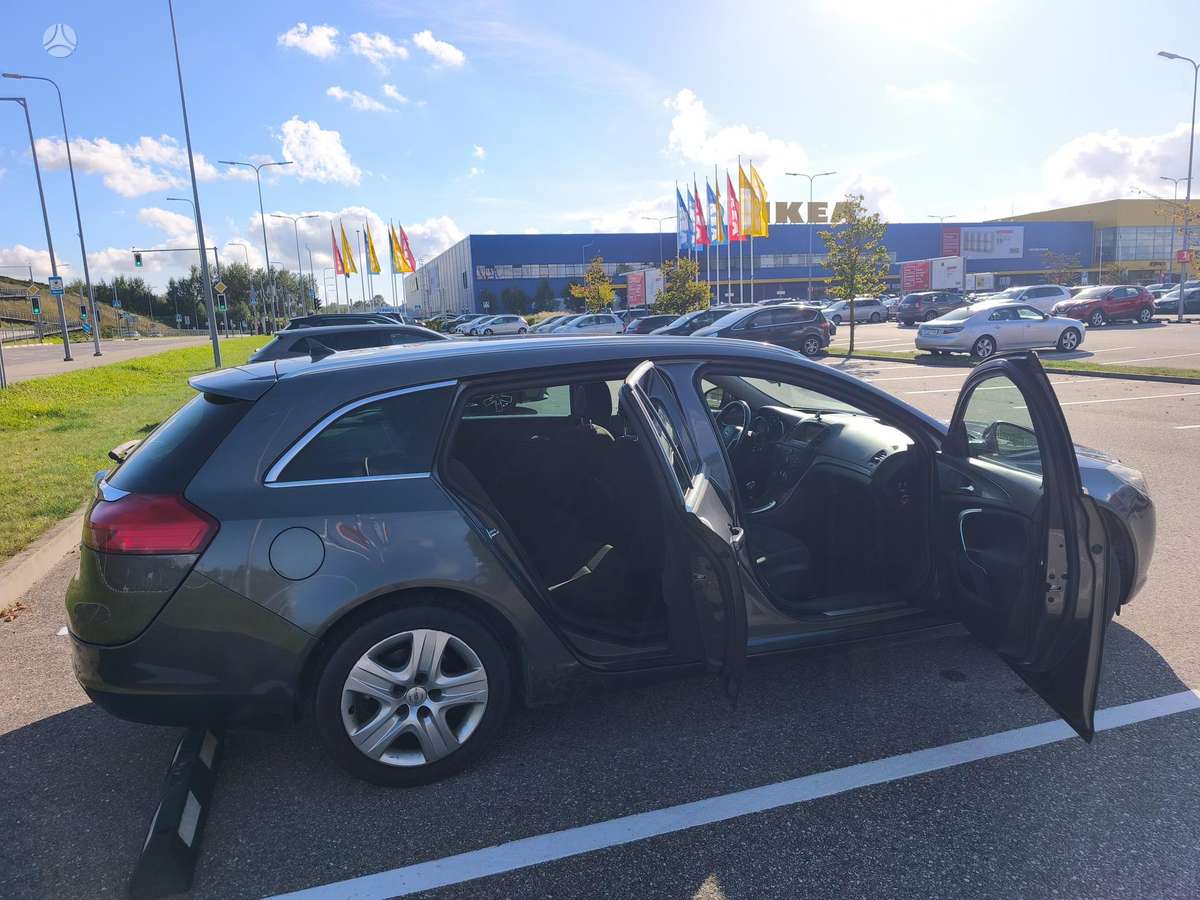 Opel Insignia 2011 — photo 6