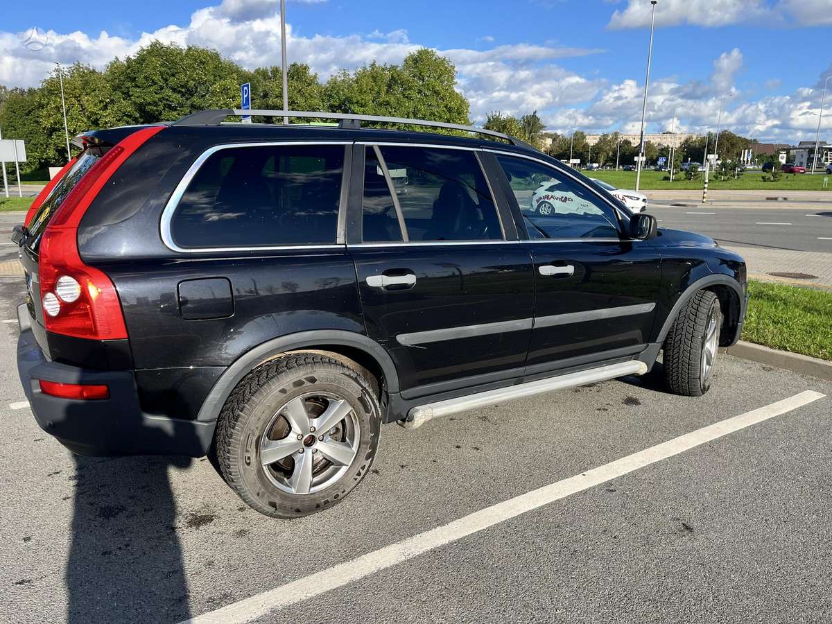 Volvo XC90 2005 — photo 10