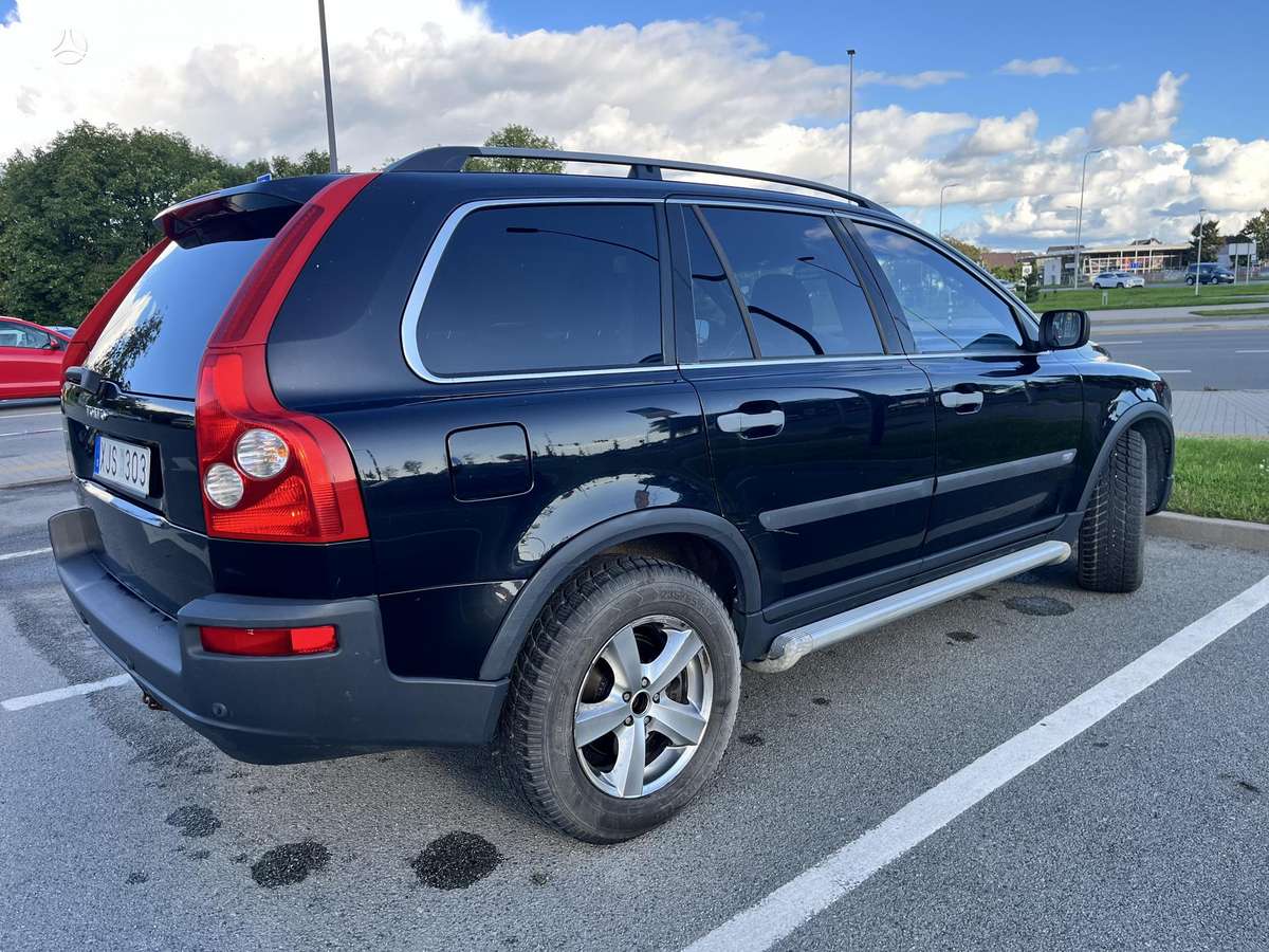 Volvo XC90 2005 — interior