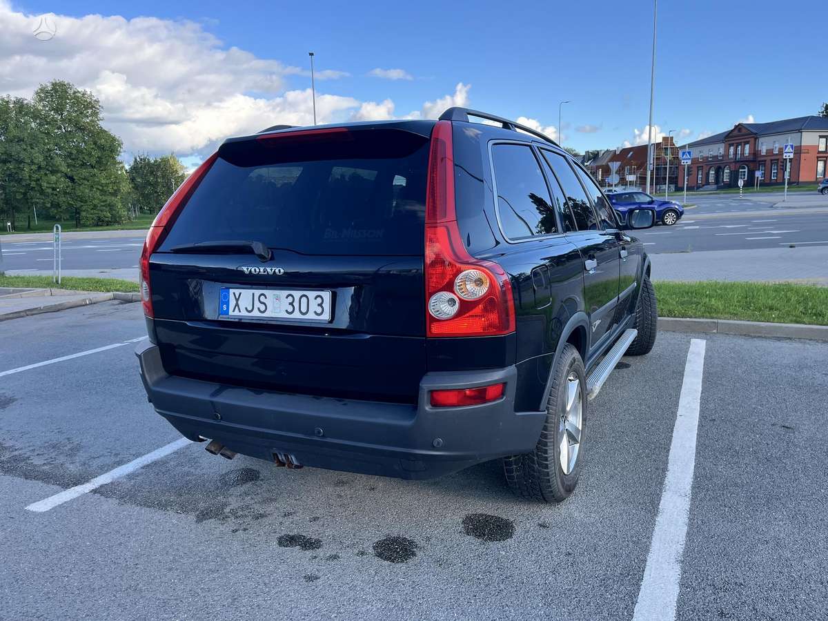 Volvo XC90 2005 — engine 2400 cm³, 185 HP (136kW)