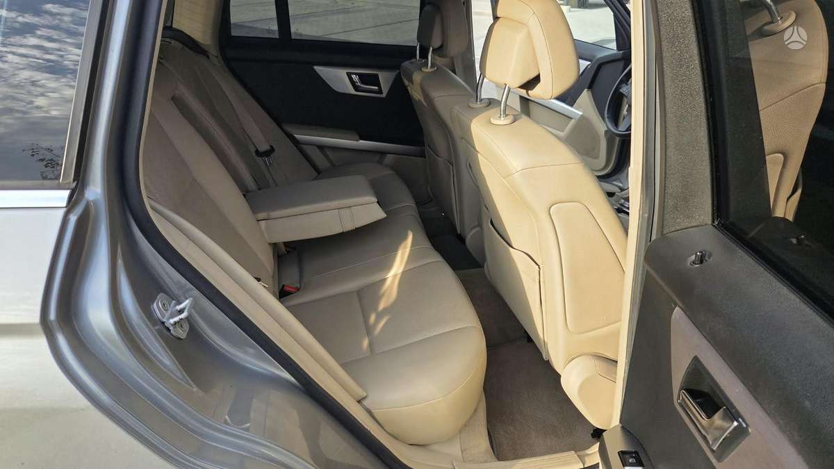 Mercedes-Benz GLK220 2010 — фото 13