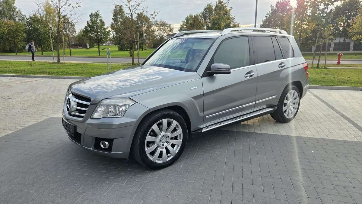Mercedes-Benz GLK220 2010 — двигун 2143 cm³, 170 HP (125kW)