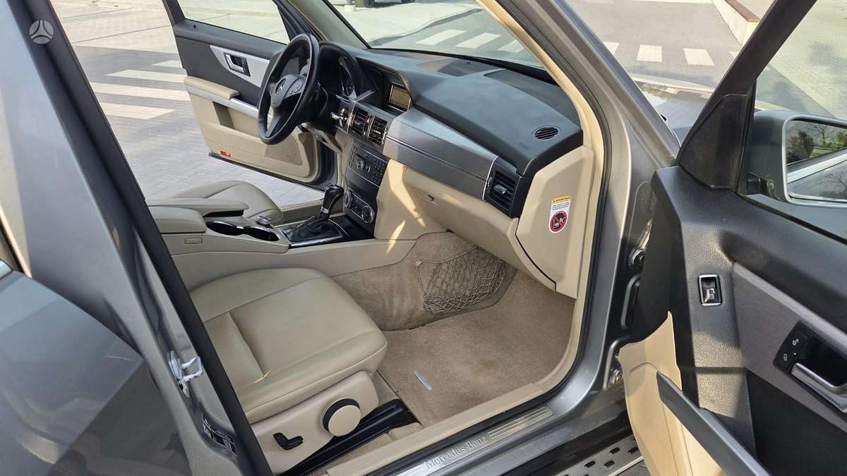Mercedes-Benz GLK220 2010 — фото 9
