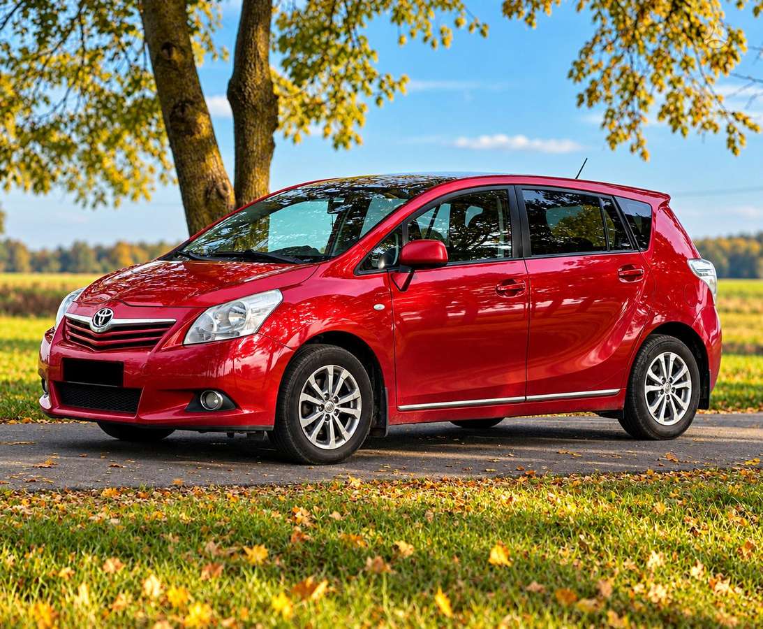 Toyota Verso 2012 — салон