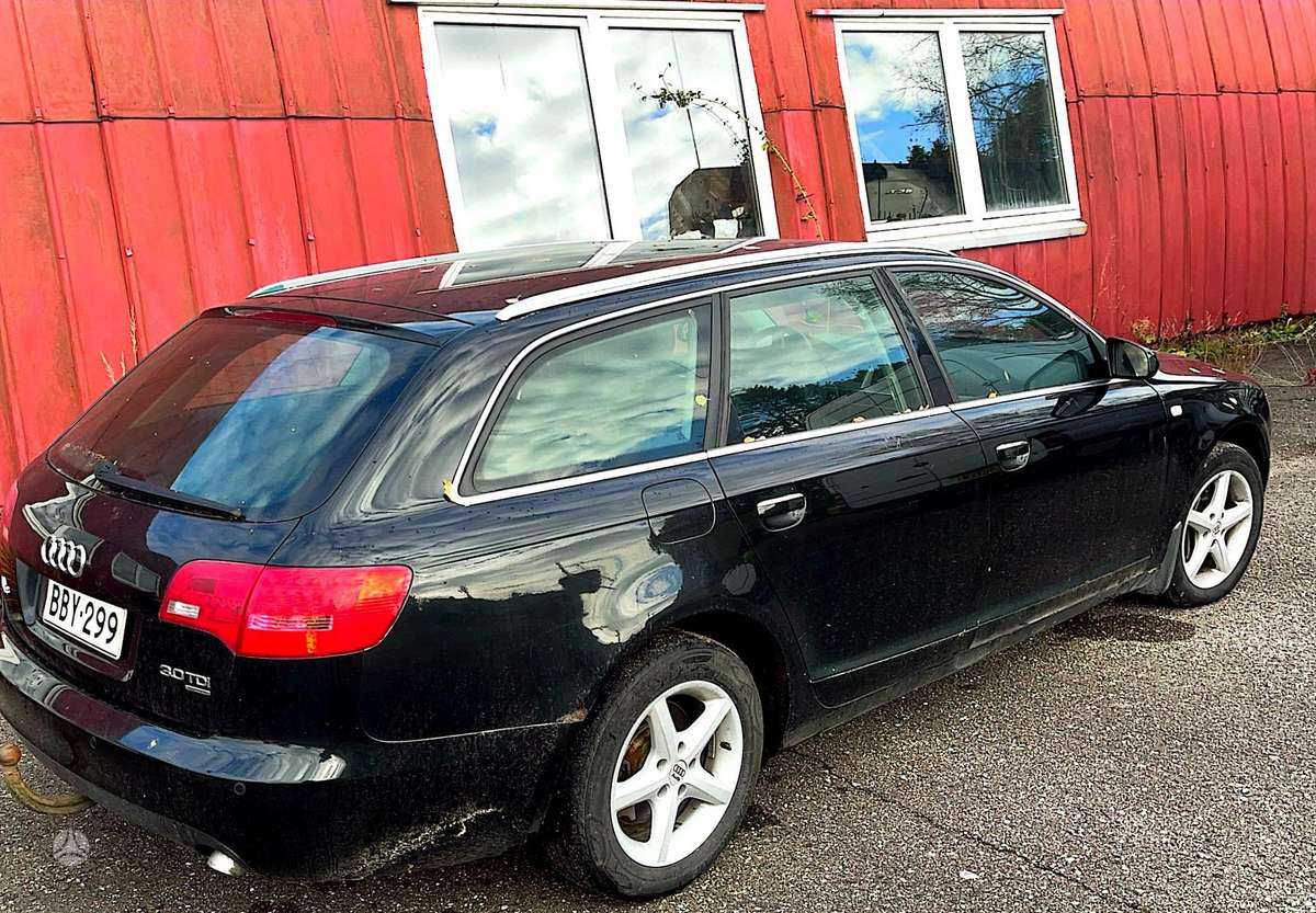 Audi A6 2007 — салон