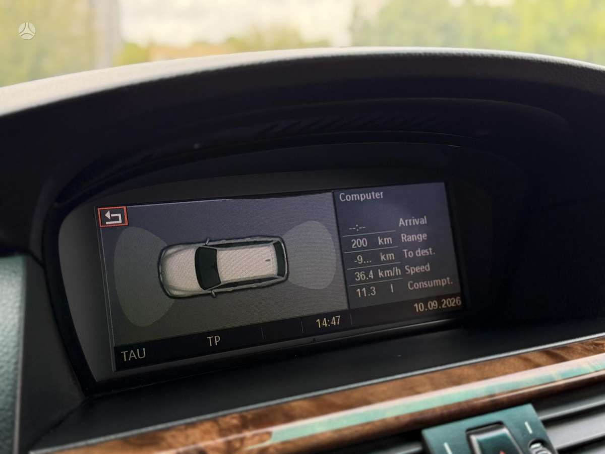 BMW 530 2008 — photo 12