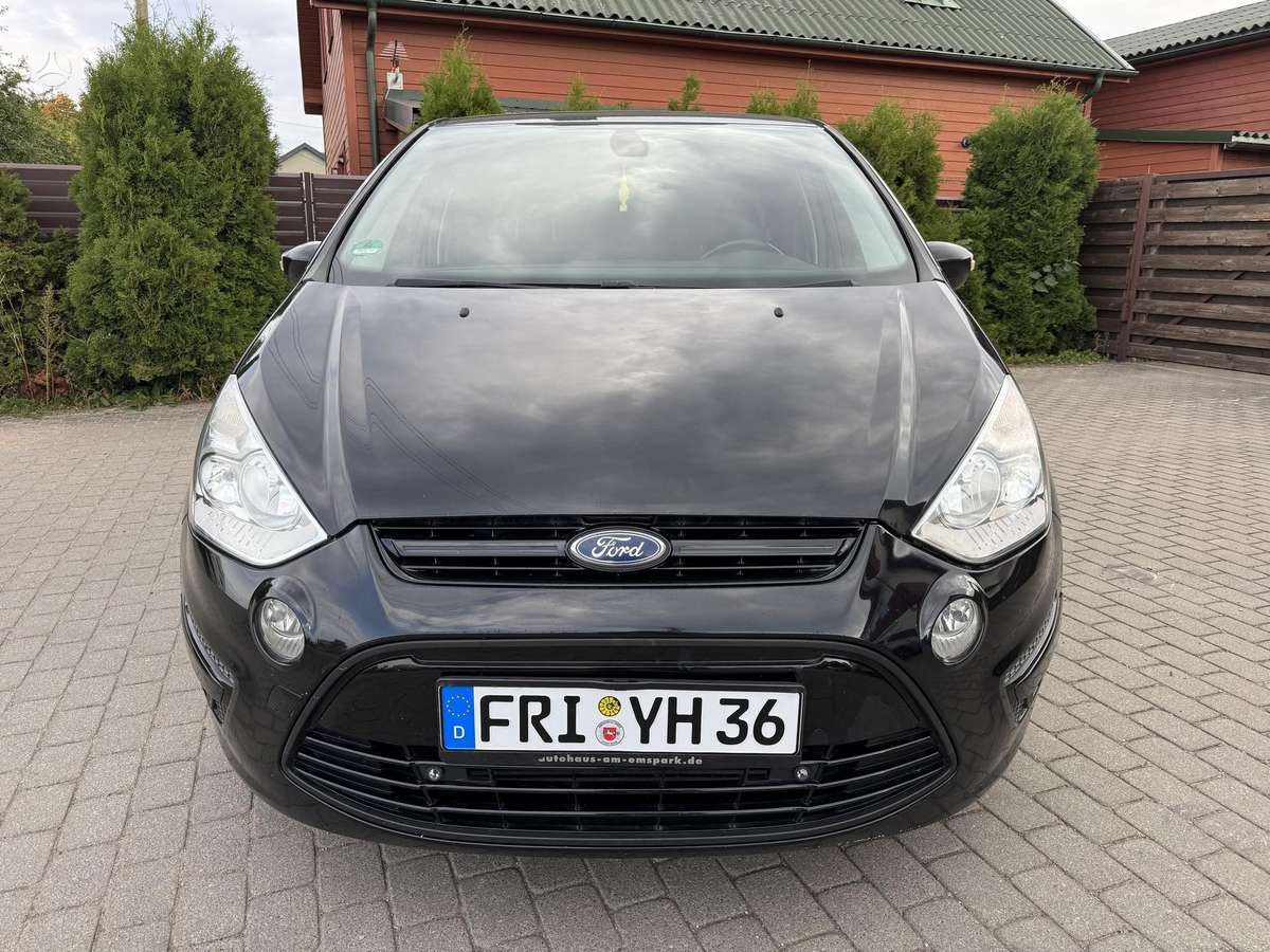 Ford S-MAX 2011 — interior