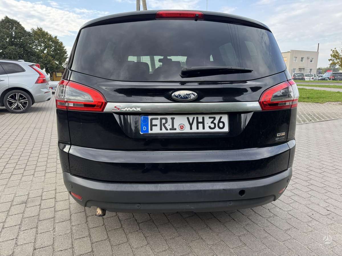 Ford S-MAX 2011 — photo 8
