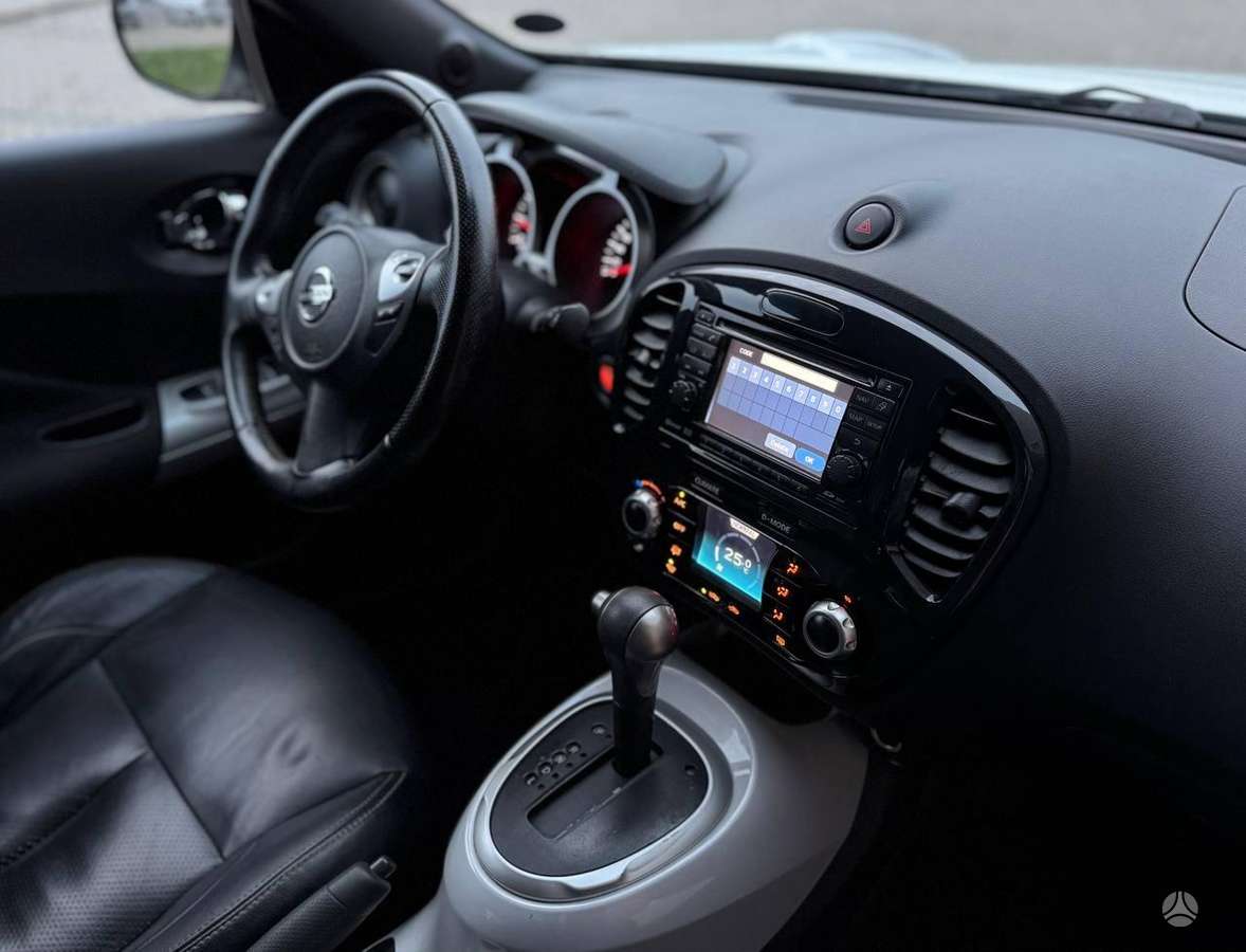 Nissan Juke 2013 — photo 10
