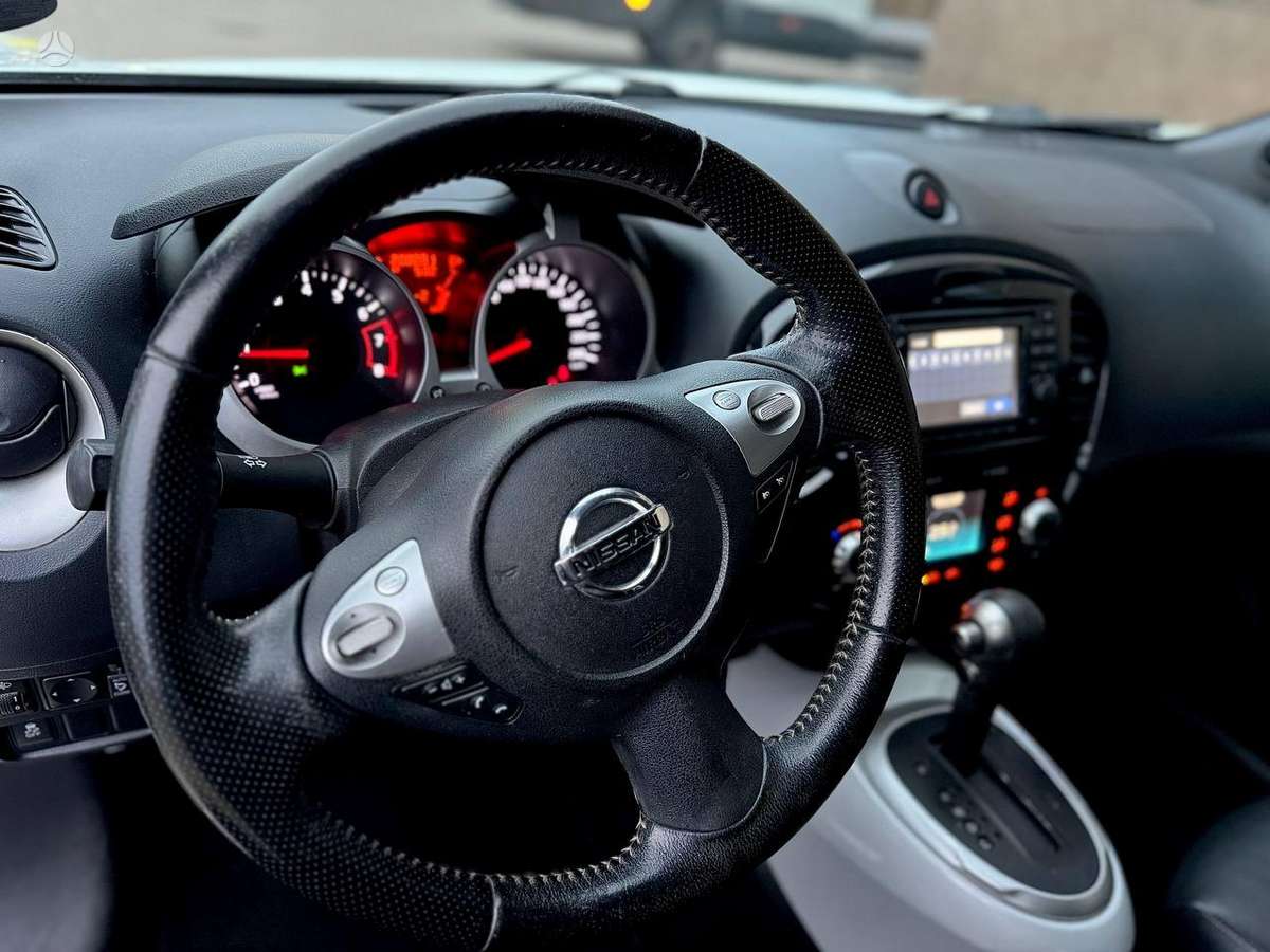 Nissan Juke 2013 — photo 12