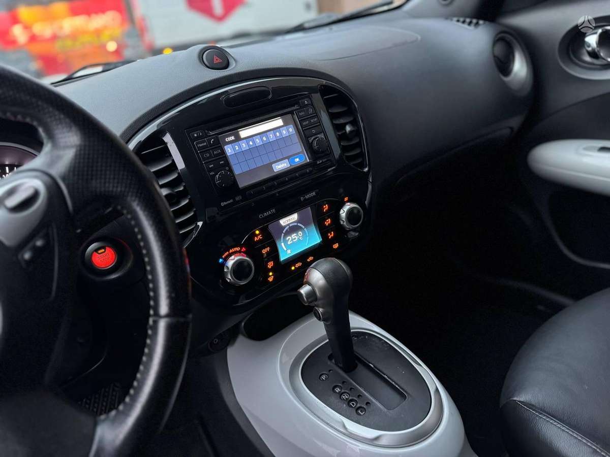 Nissan Juke 2013 — photo 16
