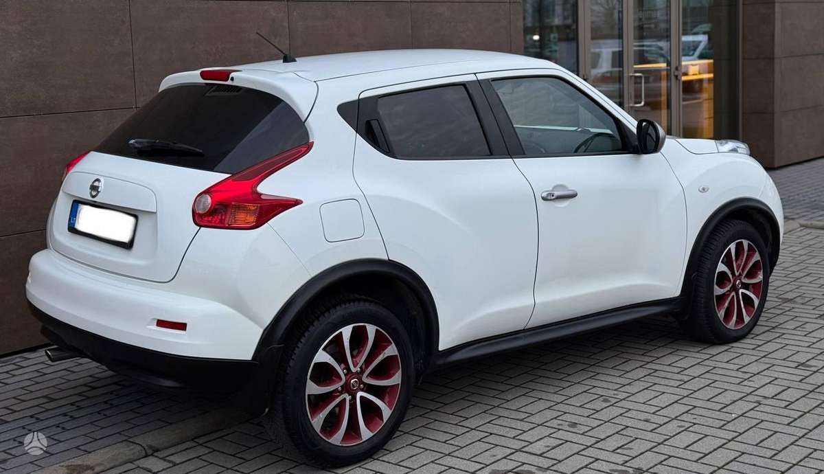 Nissan Juke 2013 — photo 8