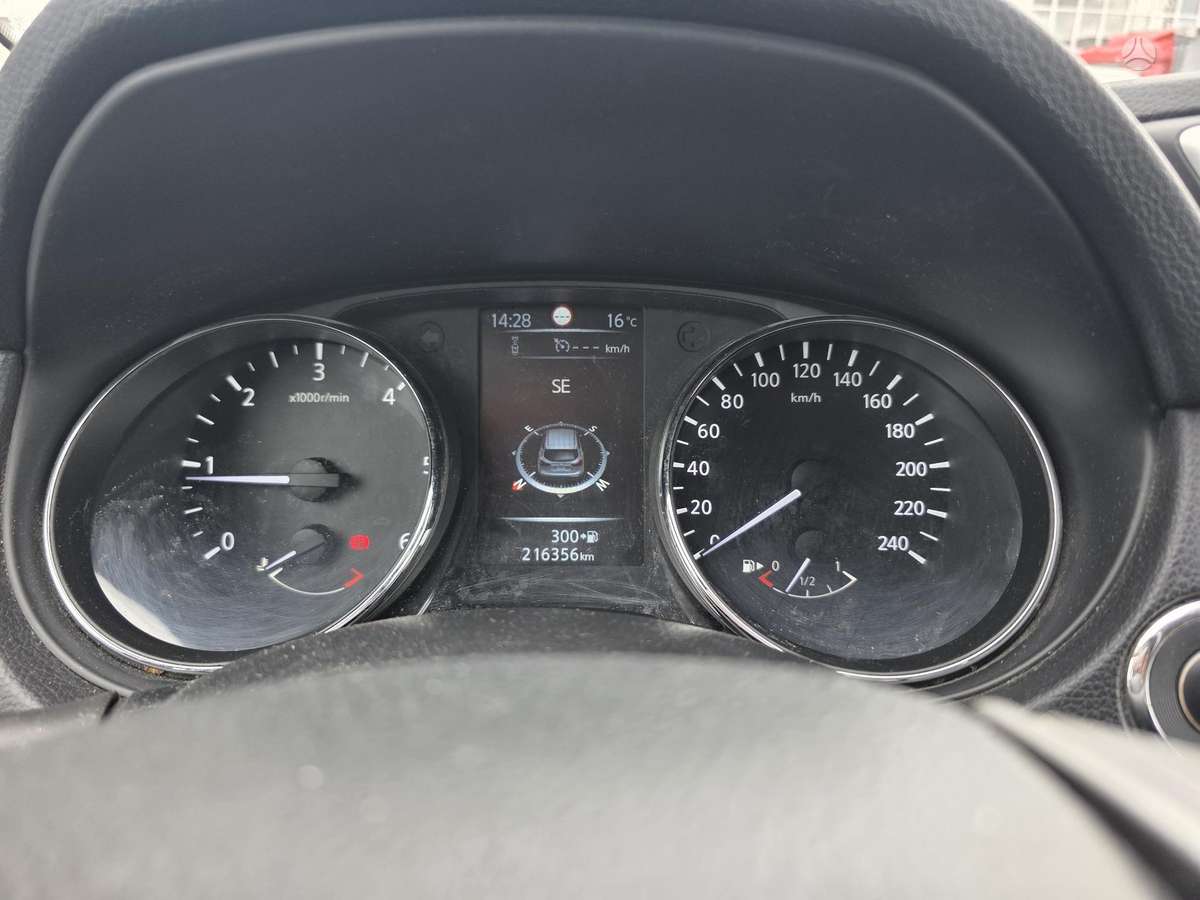 Nissan Qashqai 2015 — photo 32