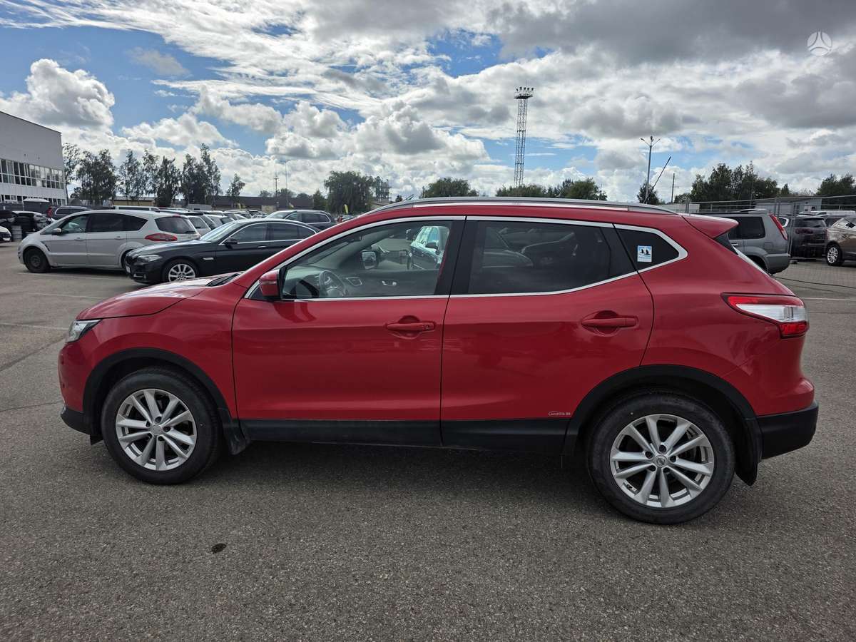 Nissan Qashqai 2015 — engine 1461 cm³, 110 HP (81kW)