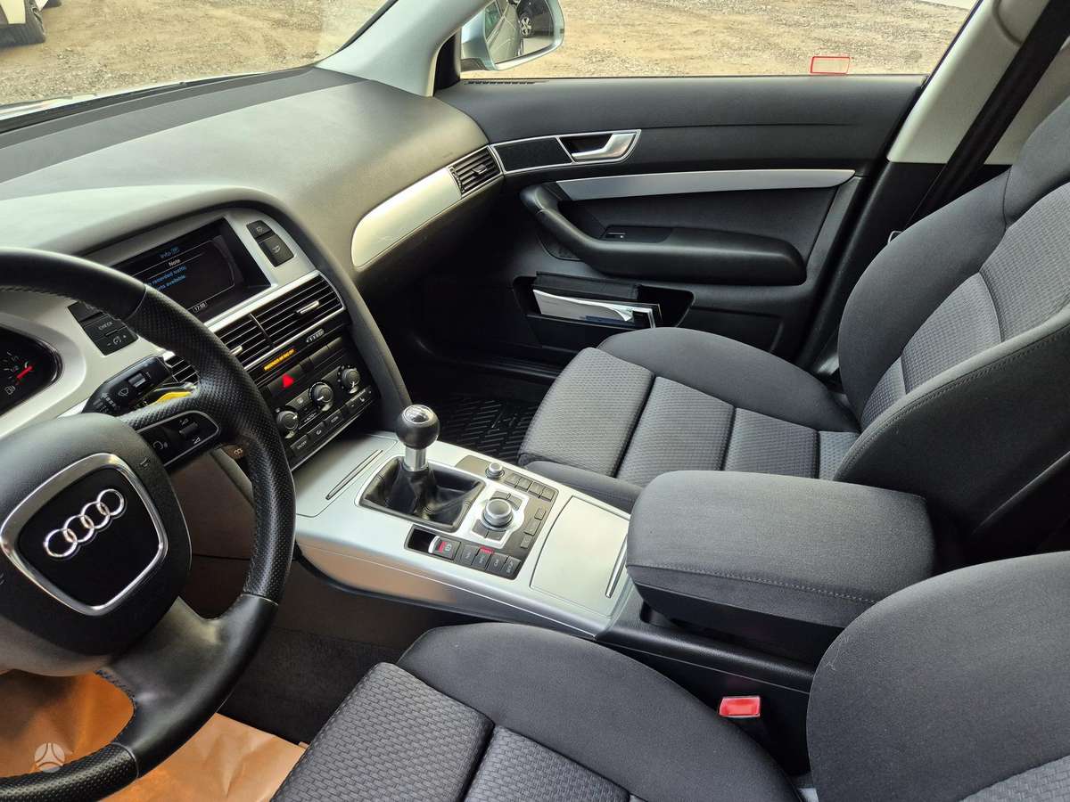 Audi A6 2009 — photo 12