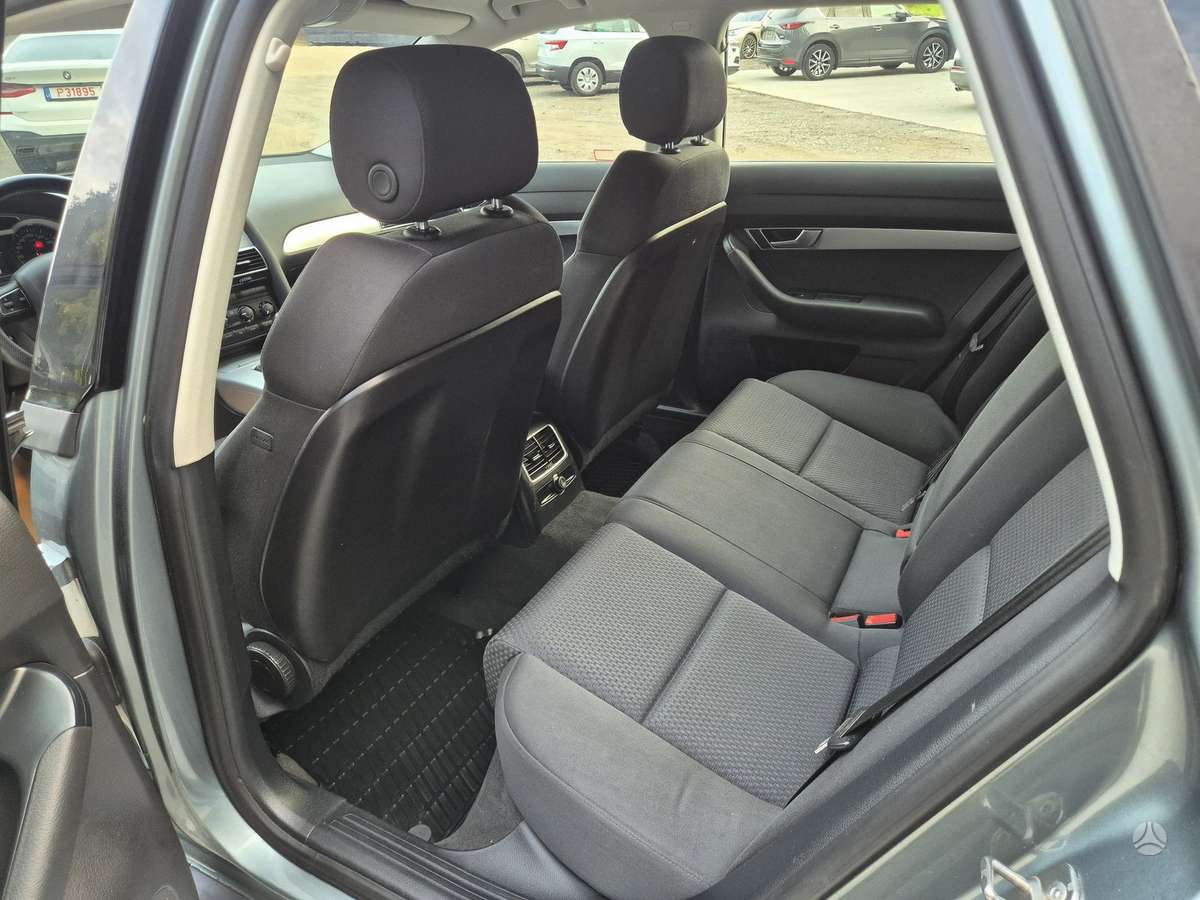 Audi A6 2009 — photo 21