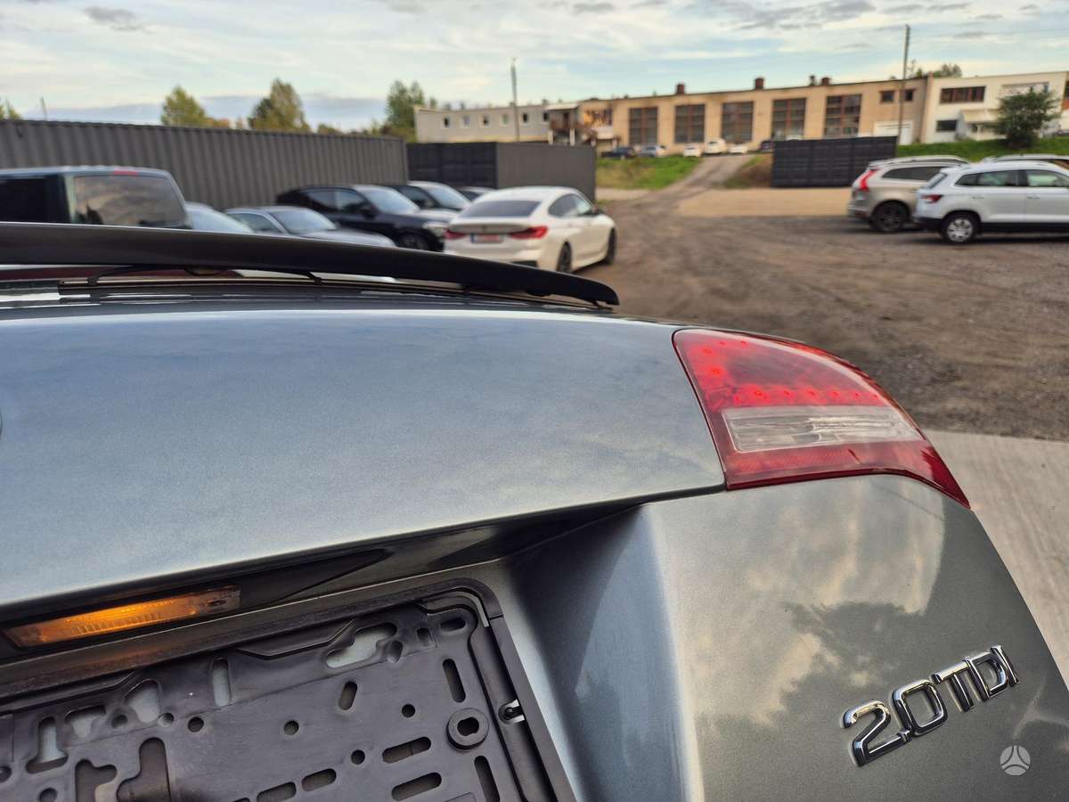 Audi A6 2009 — photo 25