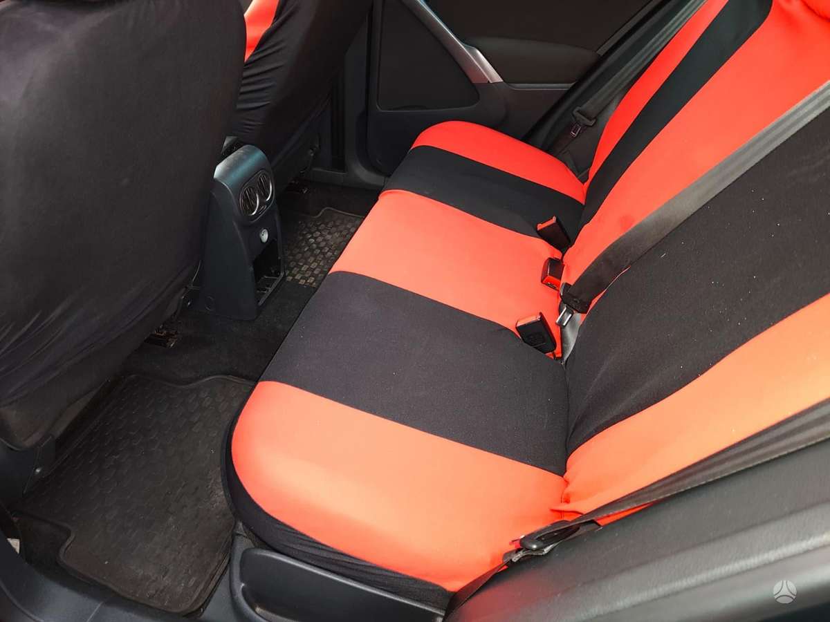 Volkswagen Tiguan 2009 — photo 14